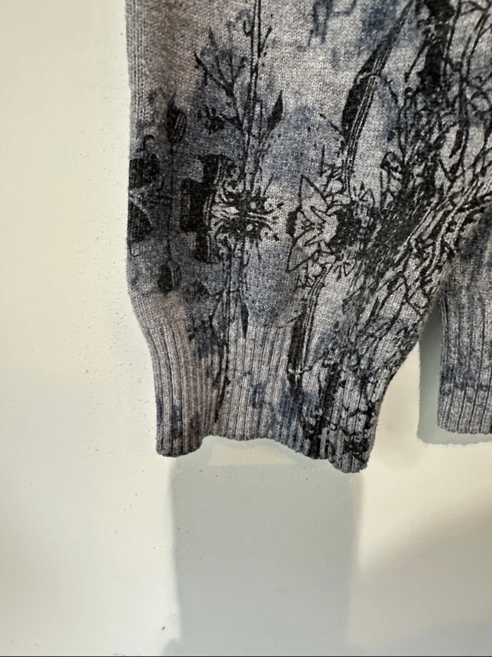 Men's Blue Gray Asian Village Themed Crewneck Sweater